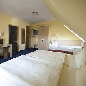 Familien-Zimmer